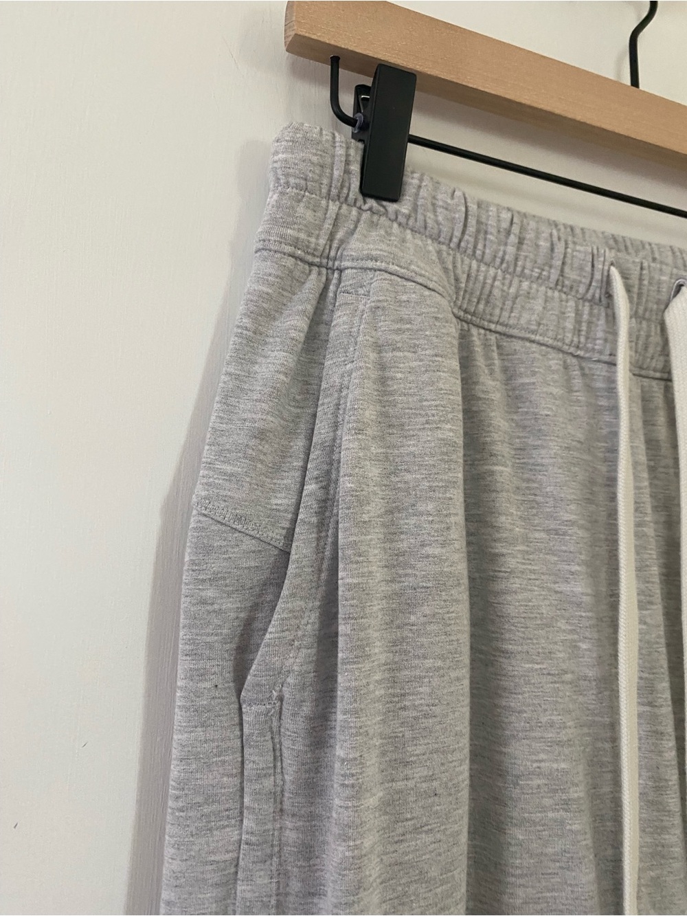 Lululemon Bound to Bliss Skirt Light Gray Drawstring Sweat Skirt Size 6 - Picture 4 of 11